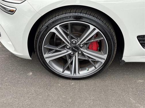 2025 Genesis G70 3.3T Sport Prestige