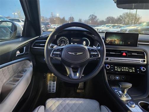 2025 Genesis G70 3.3T AWD Sport Advanced