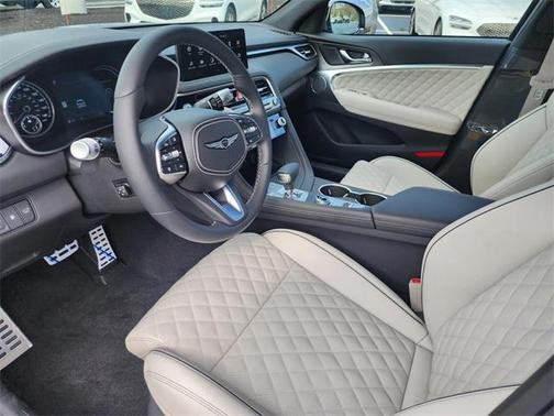 2025 Genesis G70 3.3T AWD Sport Advanced