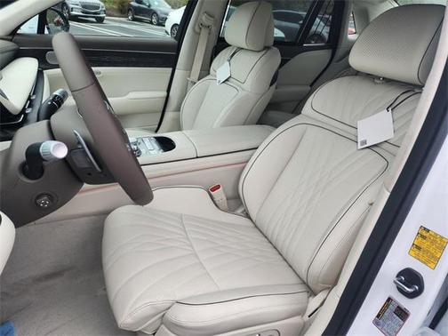 2025 Genesis G90 3.5T e-SC
