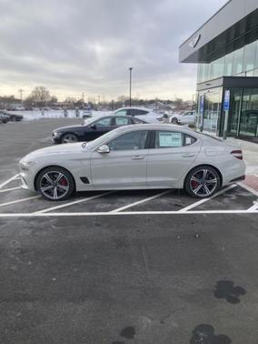2025 Genesis G70 3.3T AWD Sport Advanced