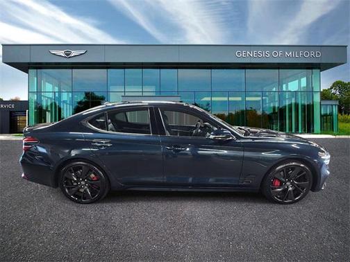 2022 Genesis G70 3.3T AWD