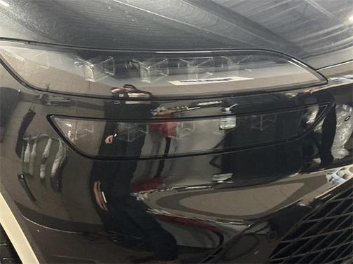 2025 Genesis GV60 Standard AWD