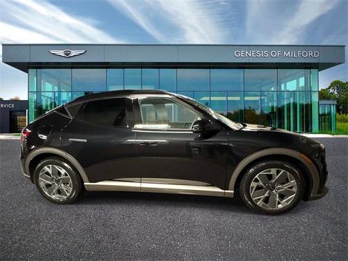 2025 Genesis GV60 Standard AWD