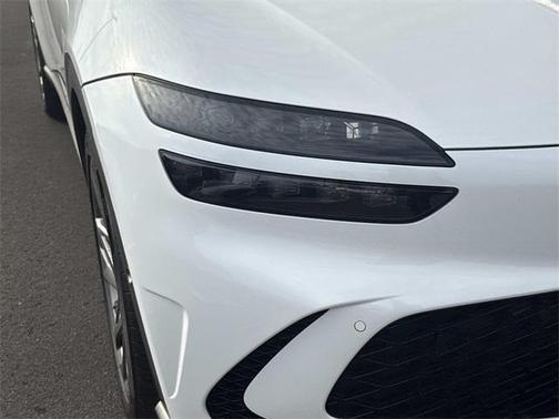 2024 Genesis GV60 Advanced AWD