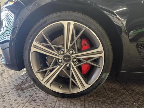 2025 Genesis G70 3.3T RWD Sport Advanced