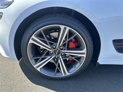 2025 Genesis G70 3.3T AWD Sport Advanced