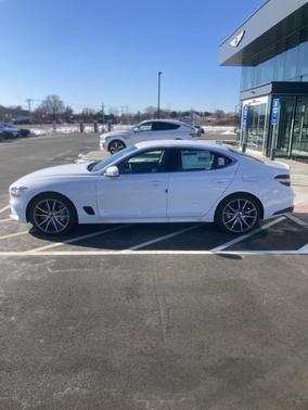 2025 Genesis G70 2.5T RWD