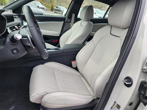2025 Genesis G70 3.3T AWD Sport Advanced