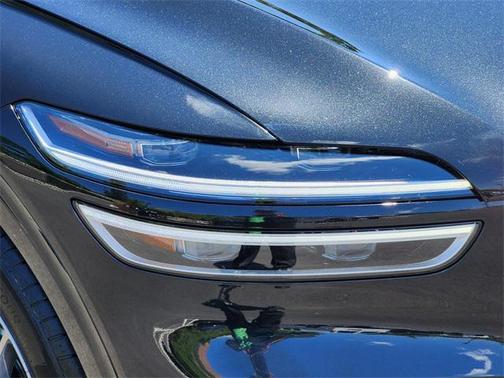 2025 Genesis GV70 2.5T AWD