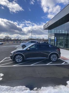 2025 Genesis GV60 Standard AWD
