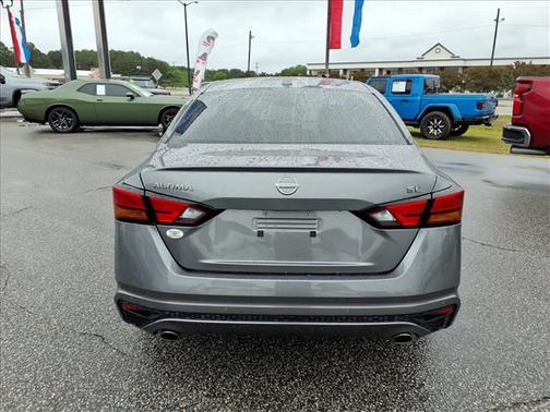 Gun Metallic 2023 Nissan Altima 2.5 SL
