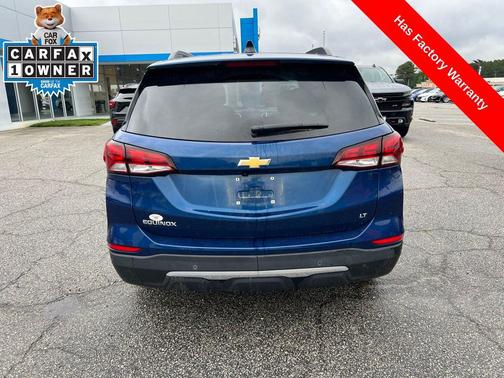 Blue Glow Metallic 2023 Chevrolet Equinox 1LT