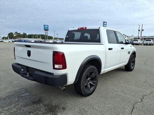 2024 RAM 1500 Classic Warlock Crew Cab 4x2 5'7' Box