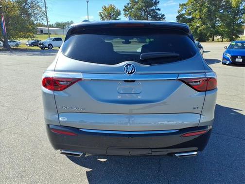Moonstone Gray Metallic 2024 Buick Enclave Essence FWD