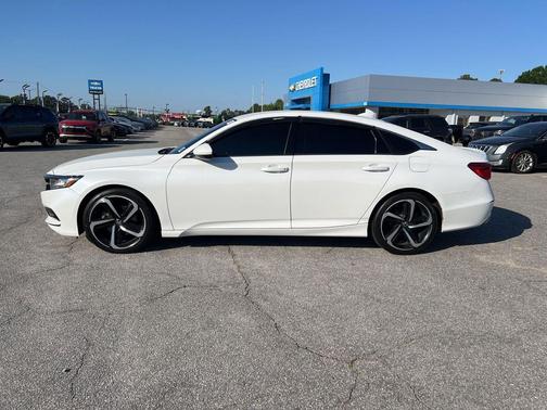 Platinum White Pearl 2020 Honda Accord Sport 1.5T