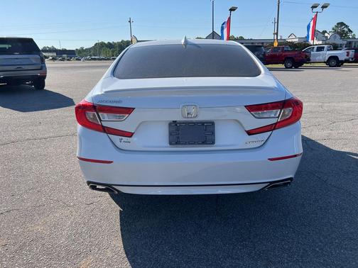 Platinum White Pearl 2020 Honda Accord Sport 1.5T