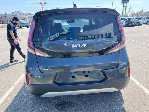 2023 Kia Soul LX