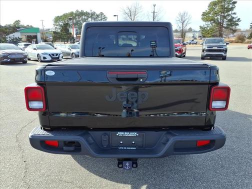 2022 Jeep Gladiator Sport S