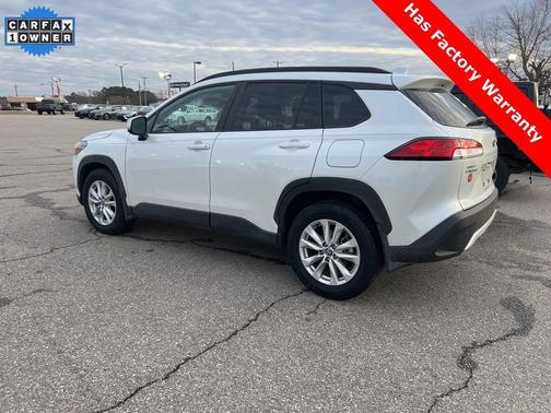 2024 Toyota Corolla Cross LE