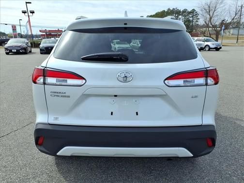 2024 Toyota Corolla Cross LE