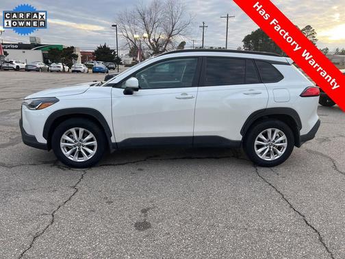 2024 Toyota Corolla Cross LE