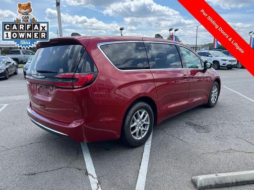 Red Hot Pearlcoat 2024 Chrysler Pacifica Touring L