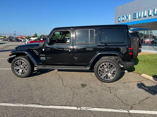 Black Clearcoat 2023 Jeep Wrangler 4xe Sahara