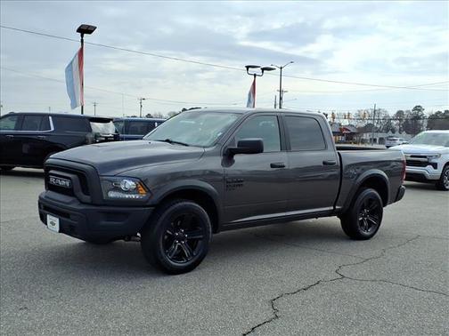 2024 RAM 1500 Classic Warlock Crew Cab 4x4 5'7' Box