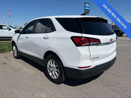 2022 Chevrolet Equinox LS