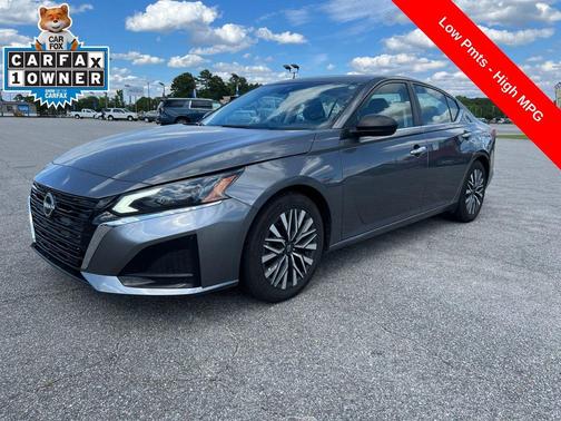 Gun Metallic 2024 Nissan Altima 2.5 SV