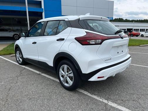 Fresh Powder 2022 Nissan Kicks S