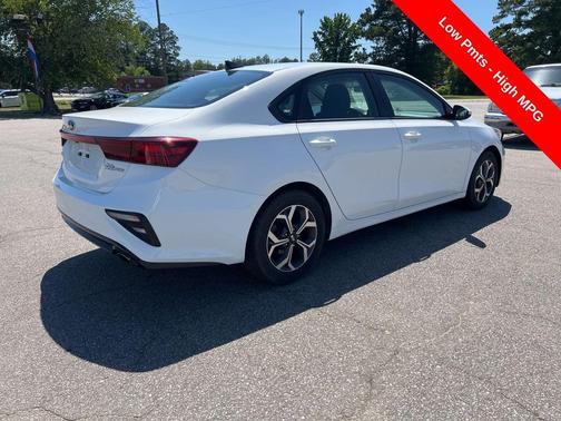 Clear White 2019 Kia Forte LXS
