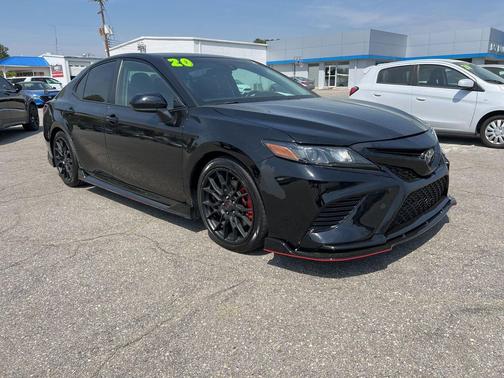 2020 Toyota Camry TRD