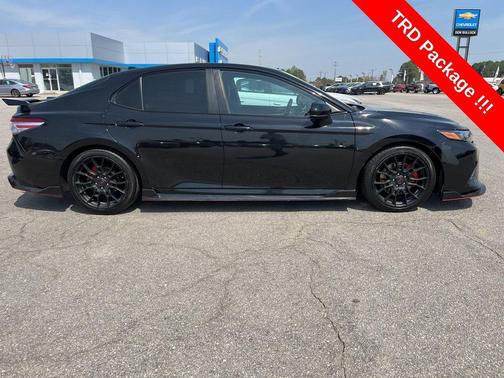 2020 Toyota Camry TRD