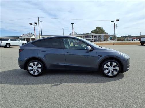 2023 Tesla Model Y Long Range Dual Motor All-Wheel Drive