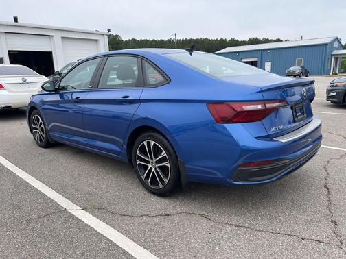 Rising Blue Metallic 2023 Volkswagen Jetta 1.5T Sport