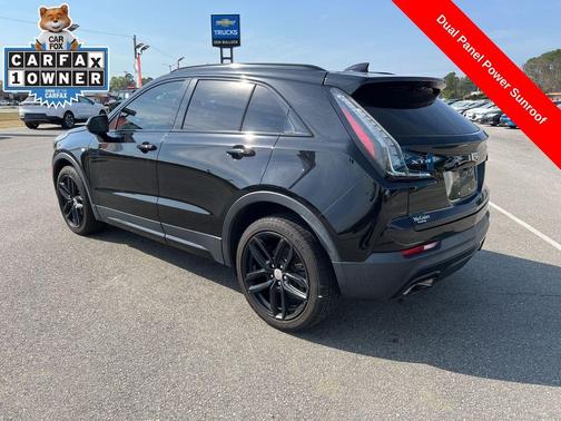 Stellar Black Metallic 2019 Cadillac XT4 Sport