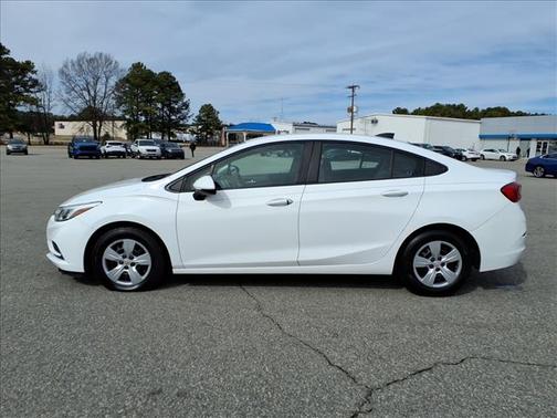 2018 Chevrolet Cruze LS
