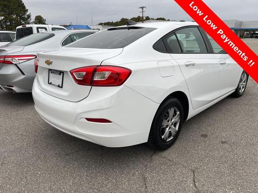 2018 Chevrolet Cruze LS