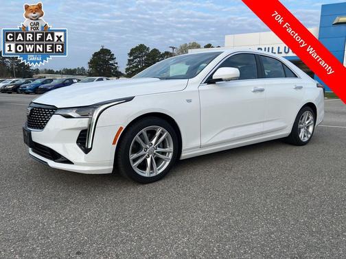 Summit White 2024 Cadillac CT4 Luxury
