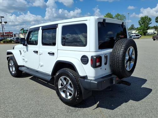 Bright White Clearcoat 2019 Jeep Wrangler Unlimited Sahara