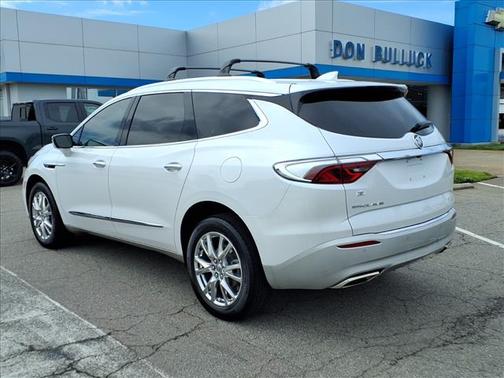 White Frost Tricoat 2023 Buick Enclave Essence FWD
