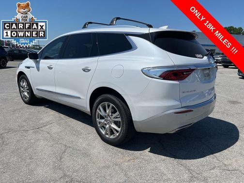 White Frost Tricoat 2023 Buick Enclave Essence FWD