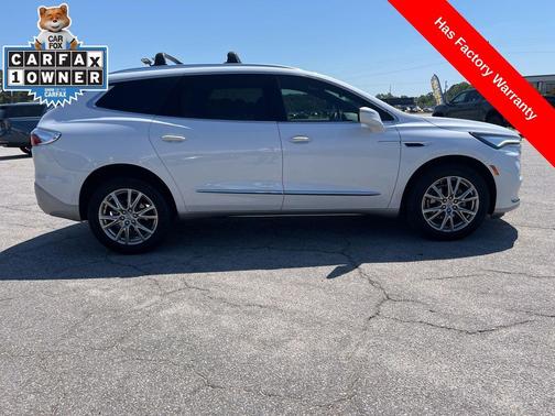 White Frost Tricoat 2023 Buick Enclave Essence FWD
