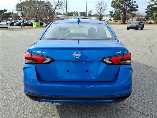 2023 Nissan Versa 1.6 SV