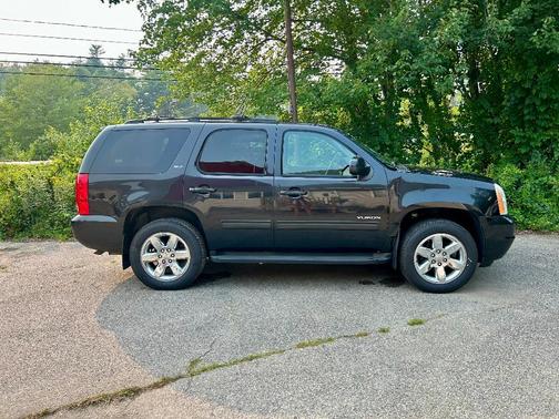 2011 GMC Yukon SLT