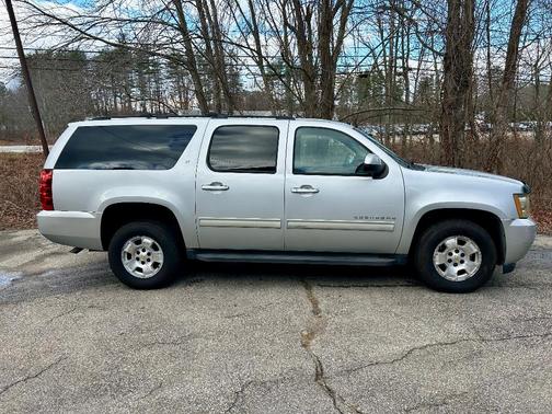 2011 Chevrolet Suburban 1500 LT
