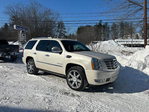 2011 Cadillac Escalade Premium
