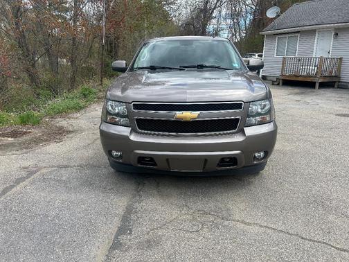 Brown 2013 Chevrolet Suburban 1500 LT